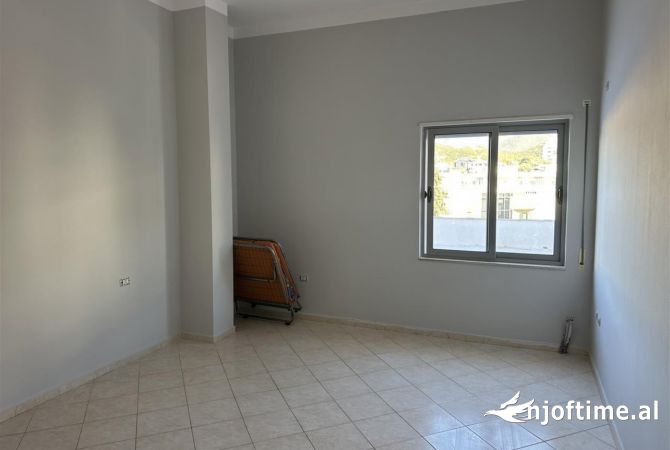 Casa in affitto 2+1 a Tirana - 35,000 Leke