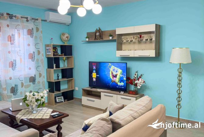 Shtepi me qera 3+1 ne Tirane - 1,100 Euro