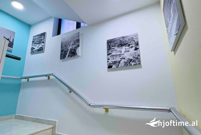 Shtepi me qera Shtepi Private ne Tirane, 3+1, Mobilimi E mobiluar, Pagesa 1,100  Euro.