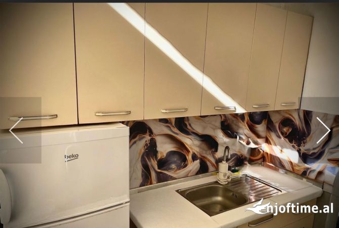 Shtepi me qera Apartament ne Tirane, 1+1, Mobilimi E mobiluar, Pagesa 50,000  Leke.