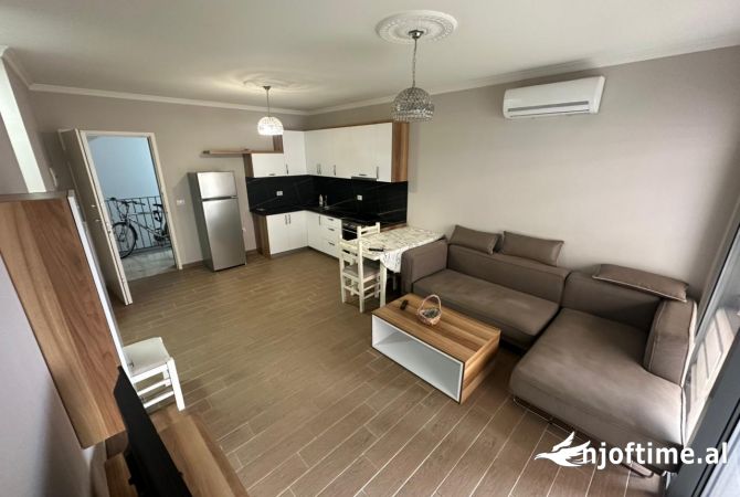 Shtepi me qera 1+1 ne Tirane - 500 Euro