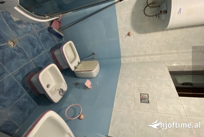 Shtepi me qera 2+1 ne Tirane - 50,000 Leke