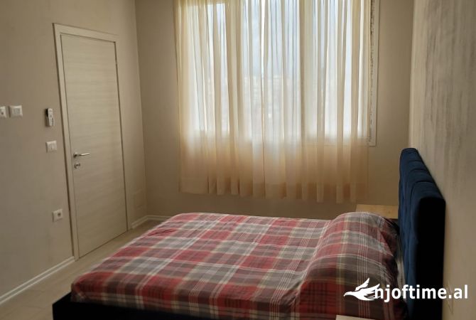 Shtepi me qera Apartament ne Tirane, 1+1, Mobilimi E mobiluar, Pagesa 55,000  Leke.