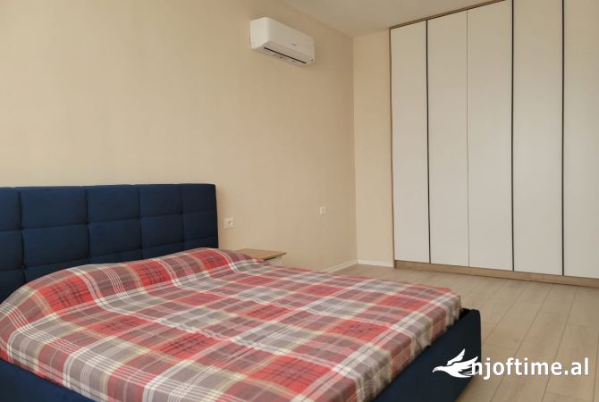 Shtepi me qera Apartament ne Tirane, 1+1, Mobilimi E mobiluar, Pagesa 55,000  Leke.
