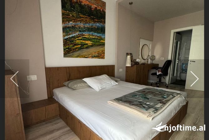 Shtepi ne shitje Apartament ne Tirane, 2+1, Mobilimi E mobiluar, Pagesa 200,000  Euro.