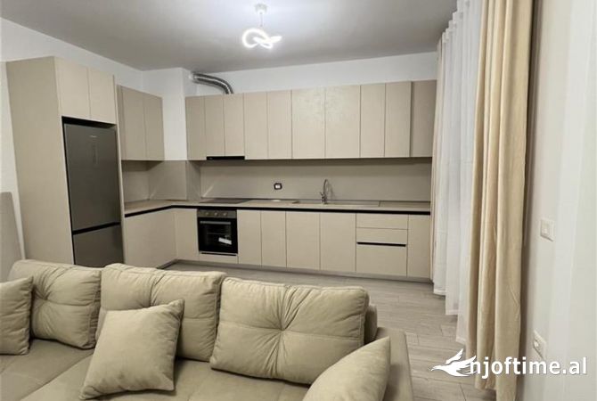 Shtepi me qera Apartament ne Tirane, 2+1, Mobilimi E mobiluar, Pagesa 70,000  Leke.