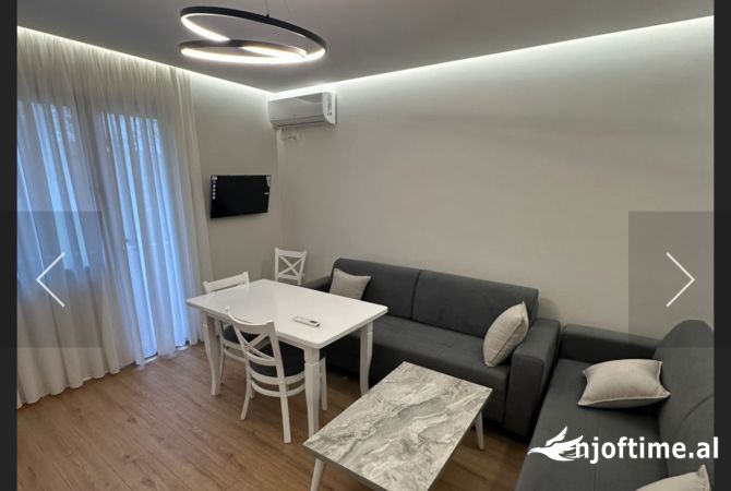 Shtepi me qera 1+1 ne Tirane - 60,000 Leke