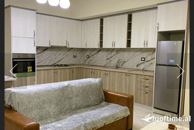 Shtepi me qera 2+1 ne Tirane - 60,000 Leke