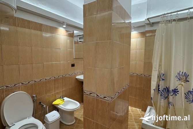 Shtepi me qera 1+1 ne Tirane - 47,000 Leke