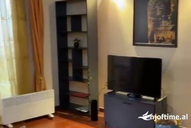 Shtepi me qera Apartament ne Tirane, 2+1, Mobilimi E mobiluar, Pagesa 850  Euro.