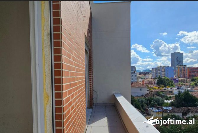 Shtepi ne shitje 2+1 ne Tirane - 273,000 Euro