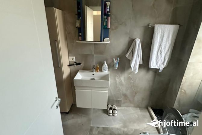 Shtepi me qera 2+1 ne Tirane - 500 Euro