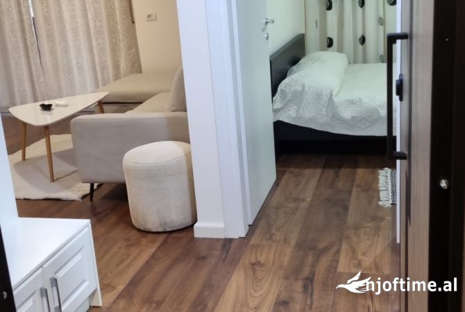 Shtepi me qera 1+1 ne Tirane - 750 Euro