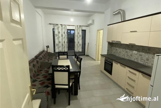 Shtepi ne shitje 2+1 ne Tirane - 140,000 Euro