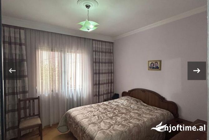 Shtepi me qera Apartament ne Tirane, 2+1, Mobilimi E mobiluar, Pagesa 50,000  Leke.