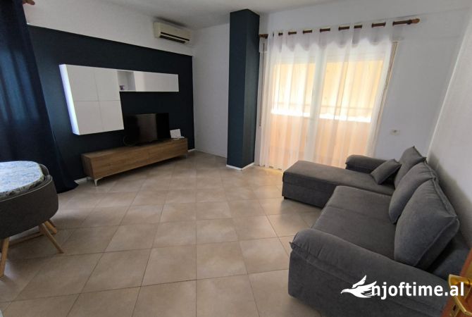 Shtepi me qera 1+1 ne Tirane - 650 Euro