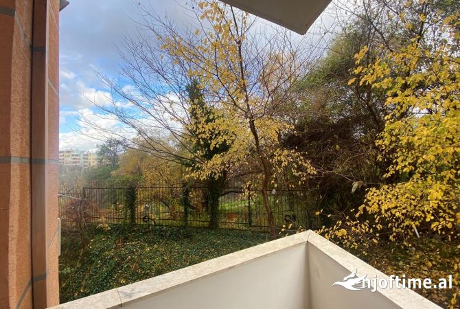 Shtepi me qera Apartament ne Tirane, 2+1, Mobilimi Bosh, pa mobiluar, Pagesa 500  Euro.