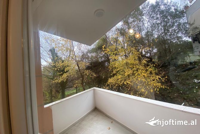 Shtepi me qera Apartament ne Tirane, 2+1, Mobilimi Bosh, pa mobiluar, Pagesa 500  Euro.