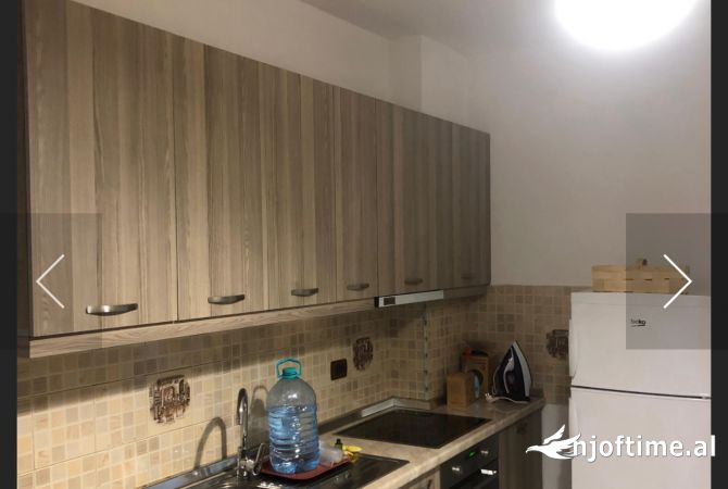 Shtepi me qera Apartament ne Tirane, 1+1, Mobilimi E mobiluar, Pagesa 40,000  Leke.