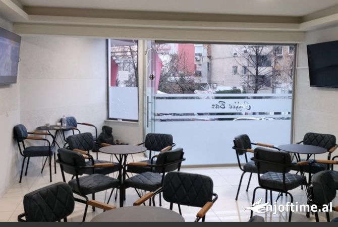 Ambient biznesi me qera 1+1 ne Tirane - 700 Euro
