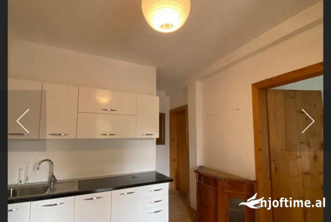 Shtepi me qera 2+1 ne Tirane - 50,000 Leke