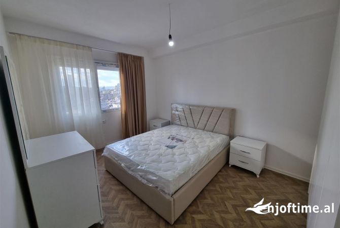 Shtepi me qera Apartament ne Tirane, 2+1, Mobilimi E mobiluar, Pagesa 600  Euro.