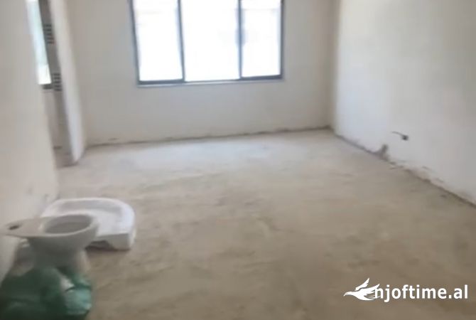 Shtepi ne shitje 2+1 ne Tirane - 115,000 Euro