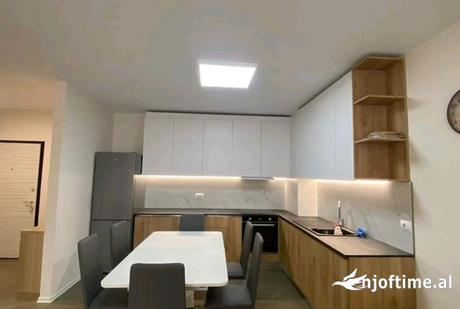Shtepi ne shitje 3+1 ne Tirane - 220,000 Euro