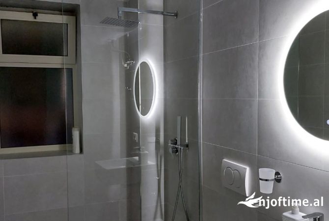 Shtepi me qera Apartament ne Tirane, 2+1, Mobilimi E mobiluar, Pagesa 600  Euro.