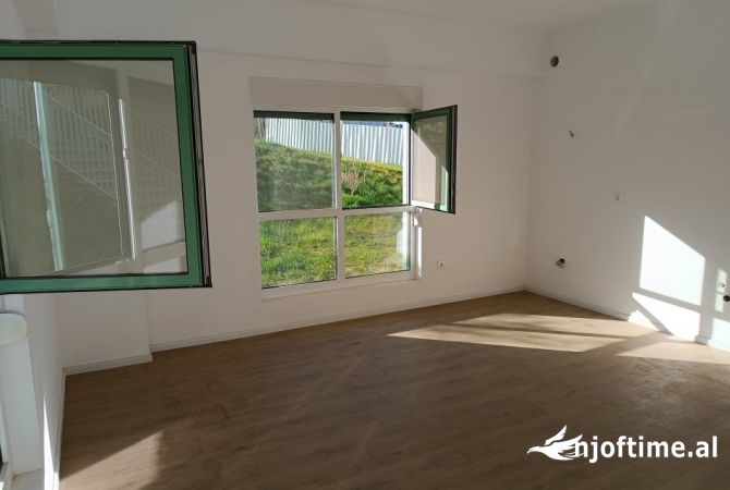 Shtepi me qera Garsoniere ne Tirane - 25,000 Leke