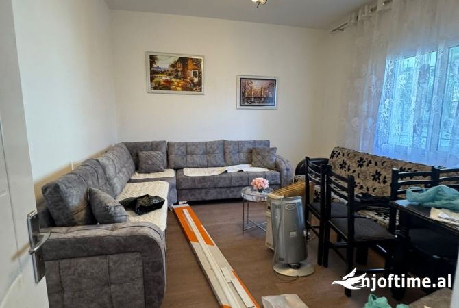 Shtepi me qera Apartament ne Tirane, 1+1, Mobilimi E mobiluar, Pagesa 450  Euro.