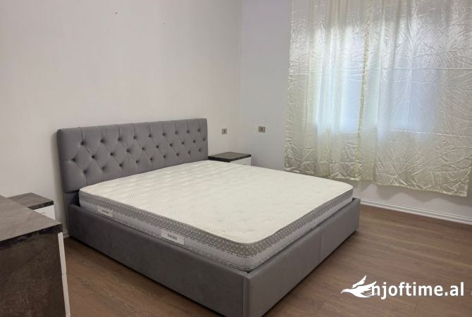 Shtepi me qera 1+1 ne Tirane - 450 Euro
