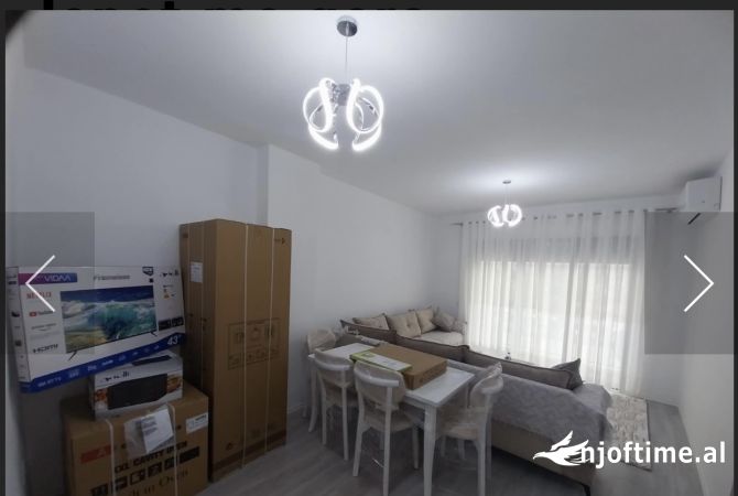 Shtepi me qera 2+1 ne Tirane - 650 Euro
