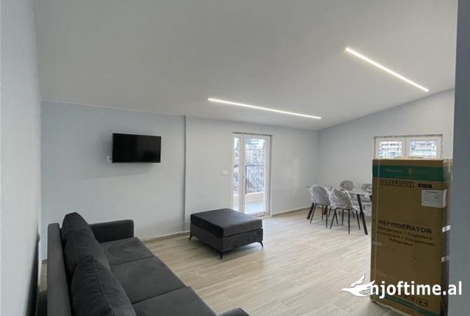 Shtepi me qera 1+1 ne Tirane - 450 Euro