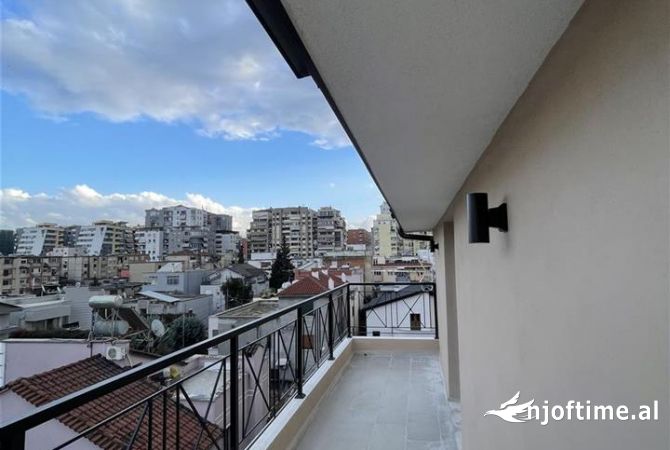 Shtepi me qera Apartament ne Tirane, 1+1, Mobilimi E mobiluar, Pagesa 450  Euro.