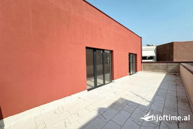 Shtepi ne shitje 3+1 ne Tirane - 304,000 Euro