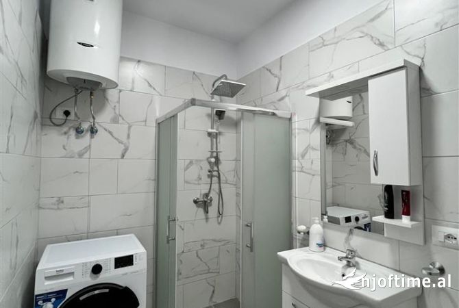 Shtepi me qera Apartament ne Tirane, 1+1, Mobilimi E mobiluar, Pagesa 750  Euro.