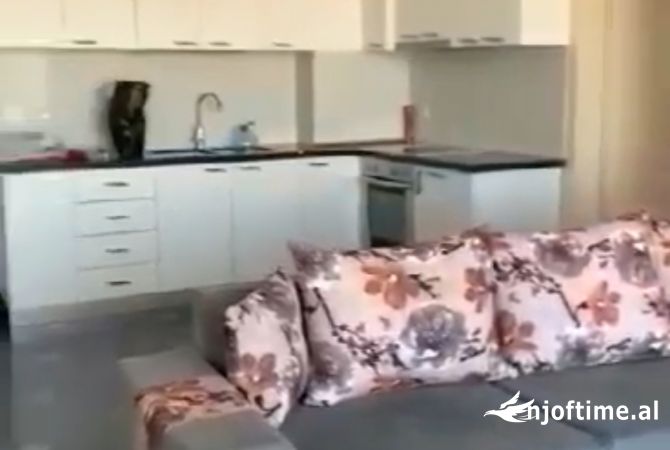 Shtepi me qera 2+1 ne Tirane - 450 Euro