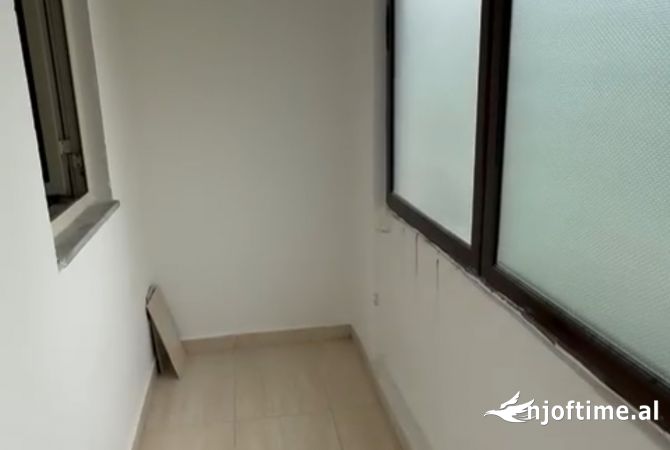 Shtepi me qera 1+1 ne Tirane - 350 Euro