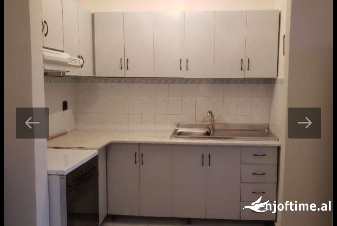 Shtepi ne shitje Apartament ne Tirane, 2+1, Mobilimi E mobiluar, Pagesa 88,000  Euro.