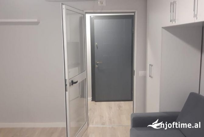 Shtepi me qera Apartament ne Tirane, 1+1, Mobilimi E mobiluar, Pagesa 400  Euro.