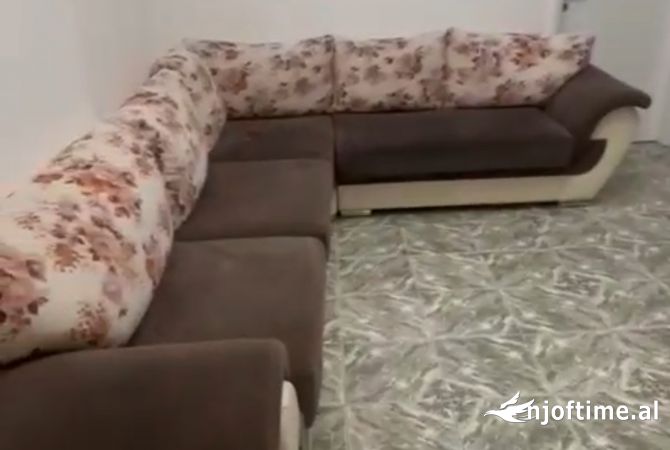 Shtepi me qera 2+1 ne Tirane - 55,000 Leke