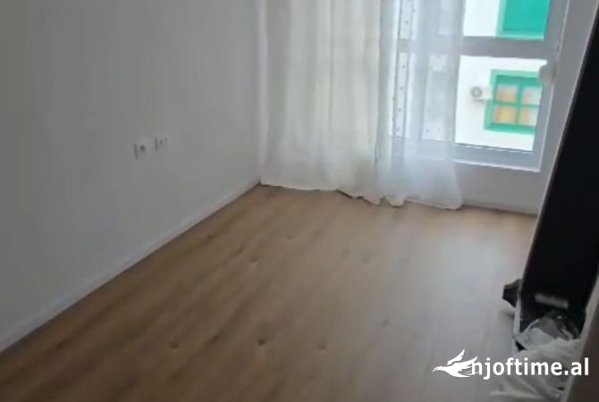 Shtepi me qera Apartament ne Tirane, 1+1, Mobilimi E mobiluar, Pagesa 40,000  Leke.