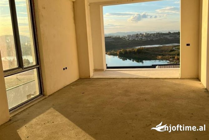Shtepi ne shitje 2+1 ne Tirane - 250,000 Euro
