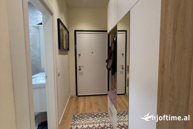 Shtepi ne shitje Apartament ne Tirane, 2+1, Mobilimi E mobiluar, Pagesa 209,000  Euro.