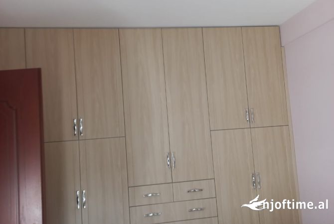Shtepi me qera 2+1 ne Tirane - 50,000 Leke
