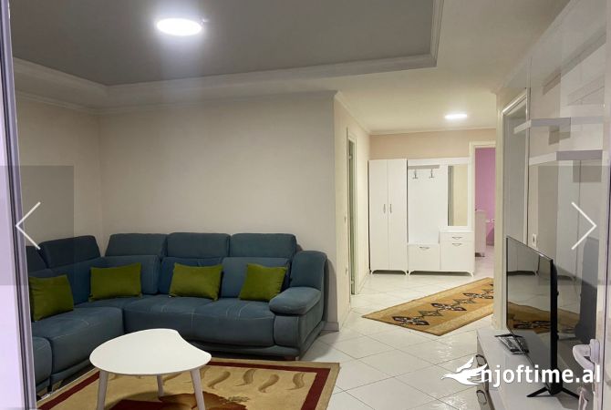 Shtepi me qera 2+1 ne Tirane - 700 Euro