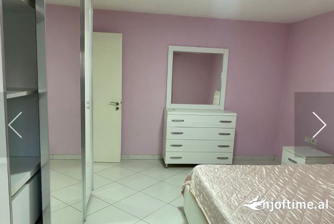 Shtepi me qera 2+1 ne Tirane - 700 Euro