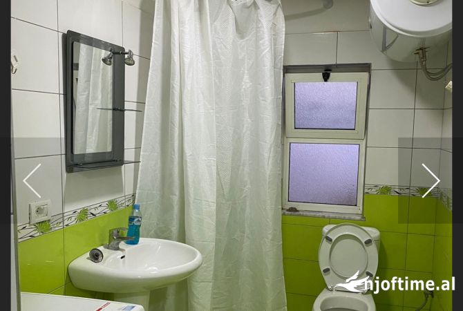 Shtepi me qera Shtepi Private ne Tirane, 2+1, Mobilimi E mobiluar, Pagesa 700  Euro.