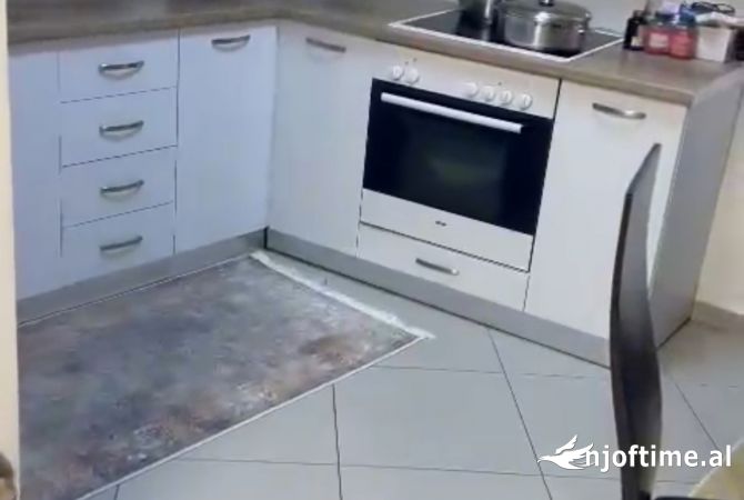 Shtepi me qera 1+1 ne Tirane - 400 Euro
